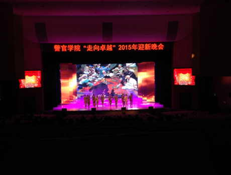 成都舞臺(tái)燈光設(shè)計(jì)對(duì)于燈光設(shè)備有哪些要求呢？